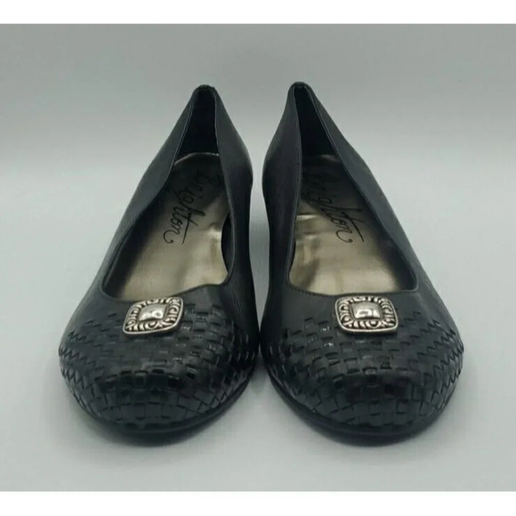 Brighton 'Barb' Black Leather Ballet Flats w/Silver Accent / Charm Size 8M - Picture 2 of 10